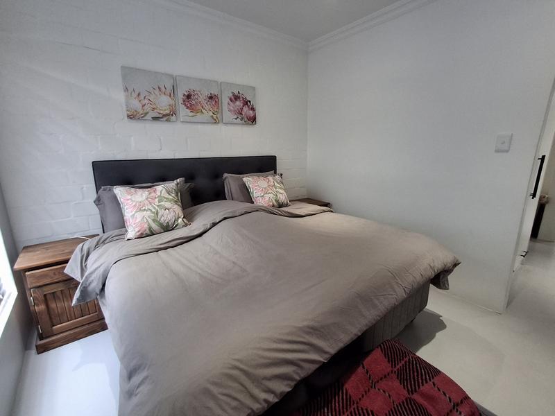 3 Bedroom Property for Sale in Britannia Bay Western Cape